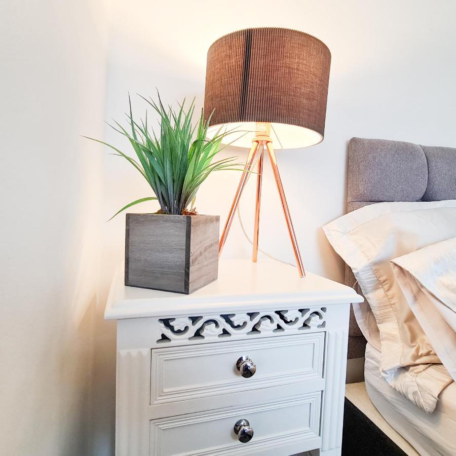 Apartment Modern 4 Bedroom Flat Near Station Brighton